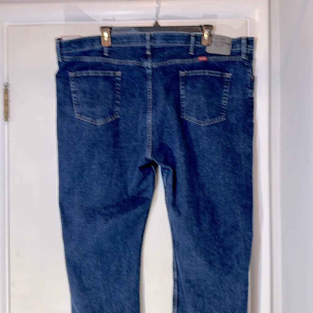 Wrangler Performance Series Regular Fit Cotton Stretch Denim Jeans 48x30 NWT - Picture 9 of 13